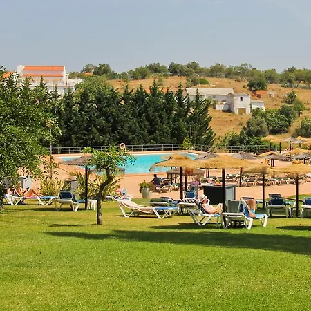 Apartment T1 Em Com Piscina E Garagem *