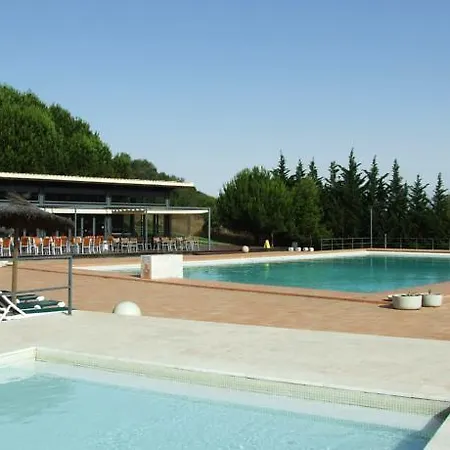 T1 Em Com Piscina E Garagem * 라고스