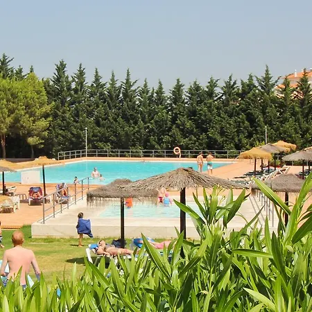 T1 Em Com Piscina E Garagem * 라고스